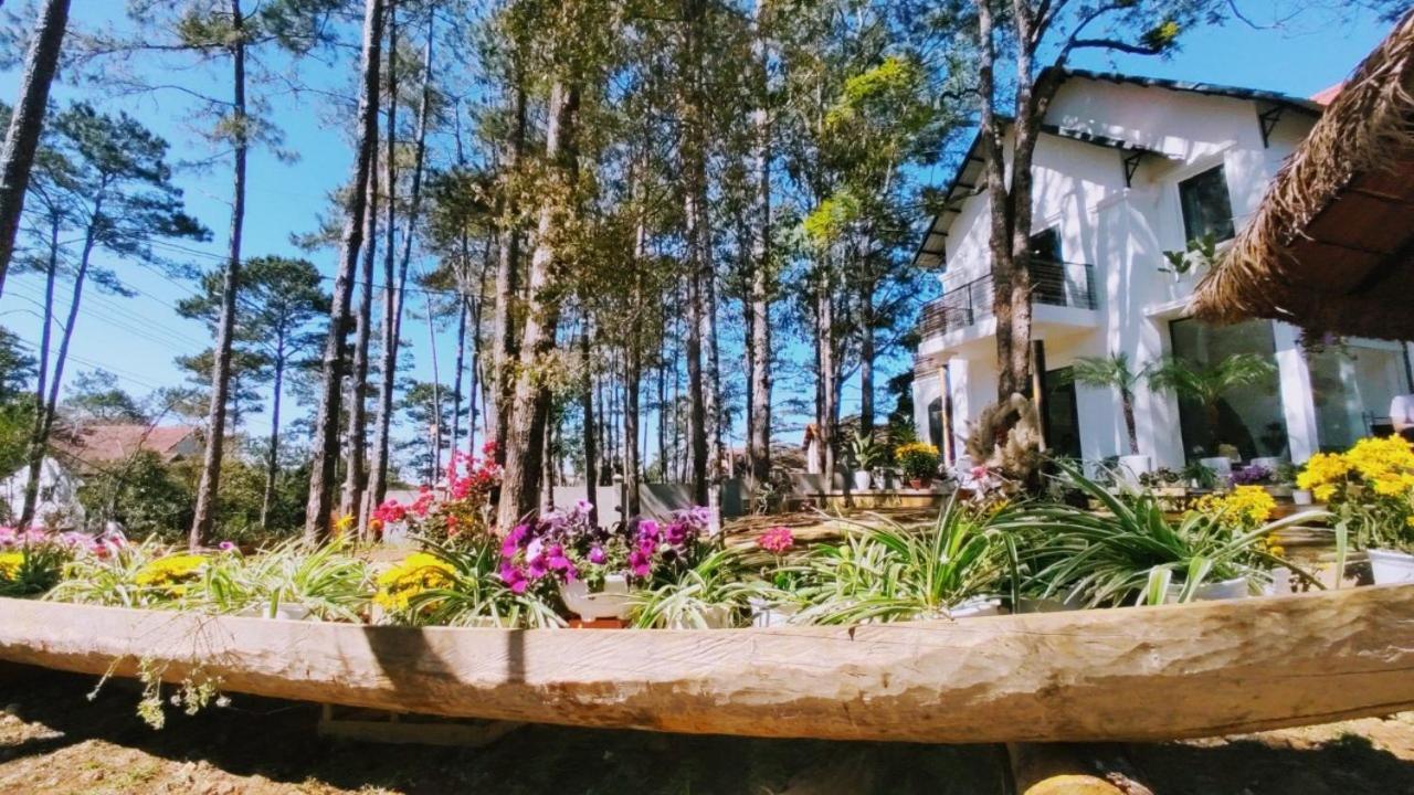 S'Nghe Homestay Mang Den Kon Von Kla Exterior photo